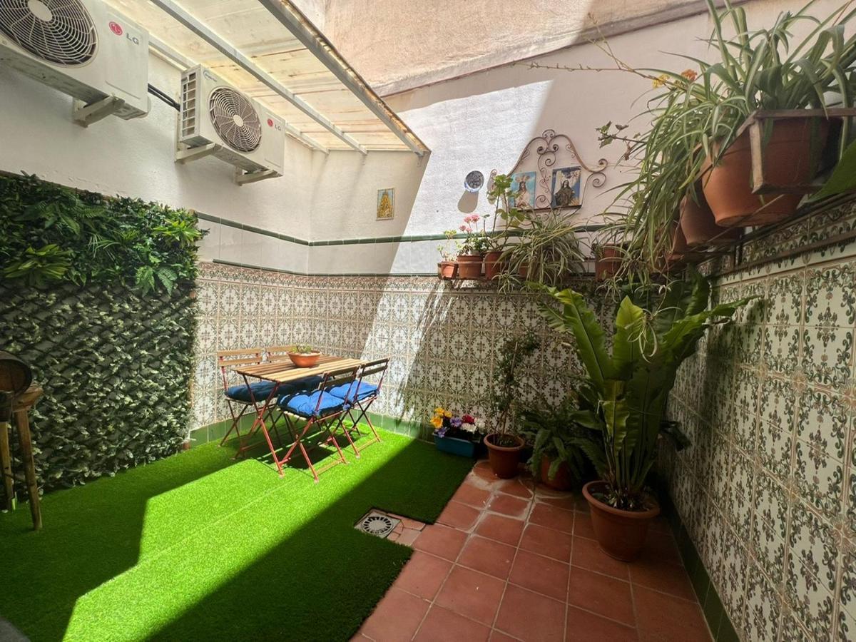 Adela & Private Courtyard By Ele Apartments Málaga Exterior foto
